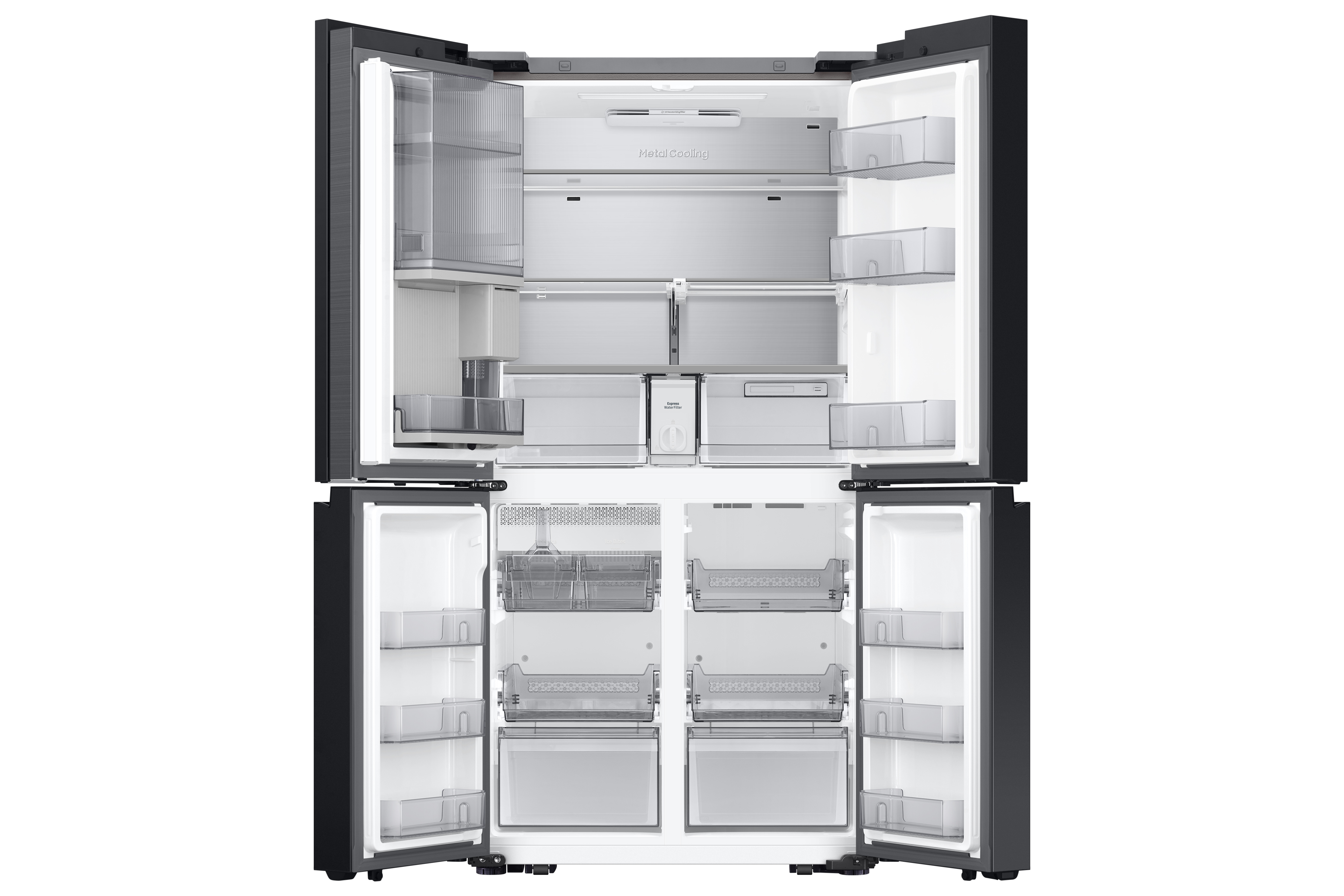 Un refrigerador abierto de cuatro puertas, vacío e iluminado.