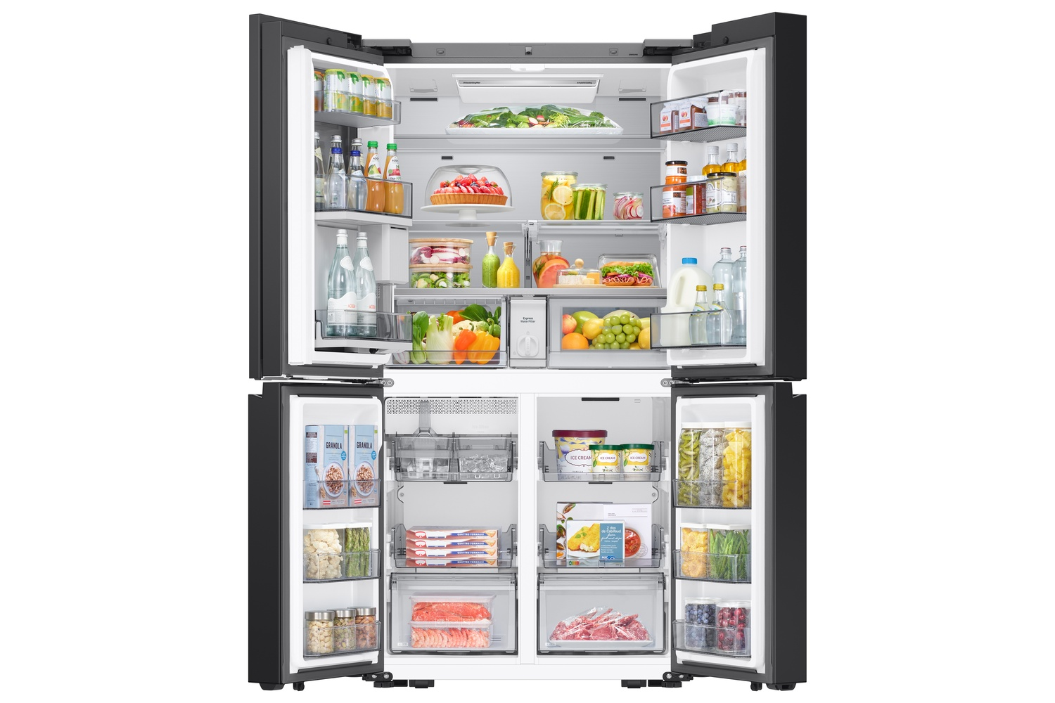 Un refrigerador negro abierto con estantes llenos de alimentos.