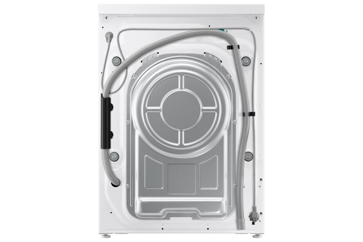 Parte trasera de una lavadora blanca con mangueras y cables.