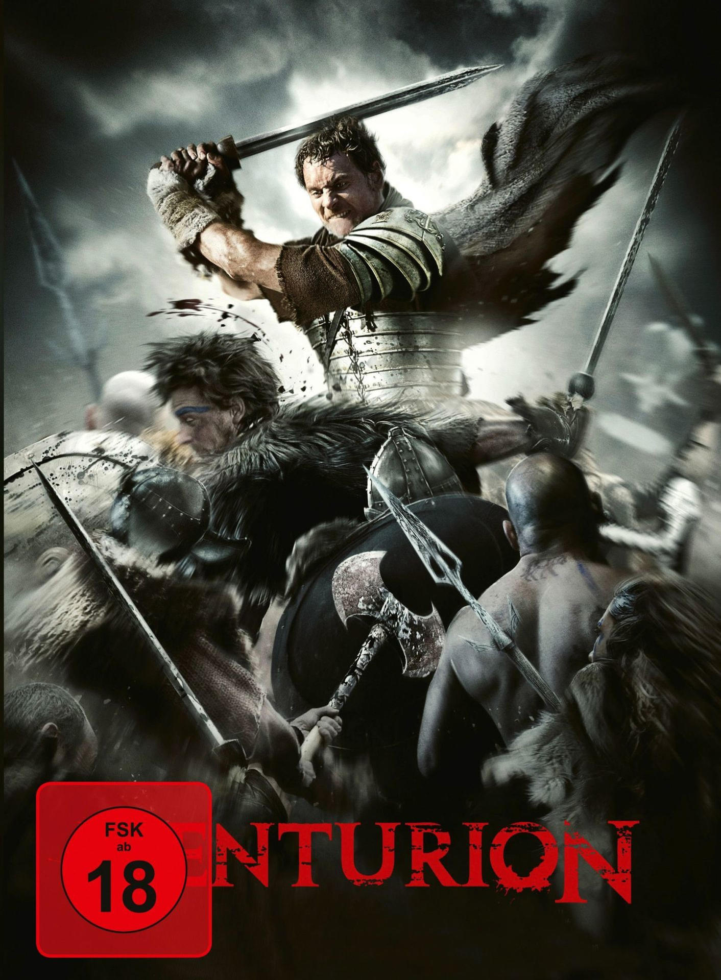 Centurion-Filmposter: Römische Soldaten im Kampf, einer schwingt ein Schwert. FSK 18.