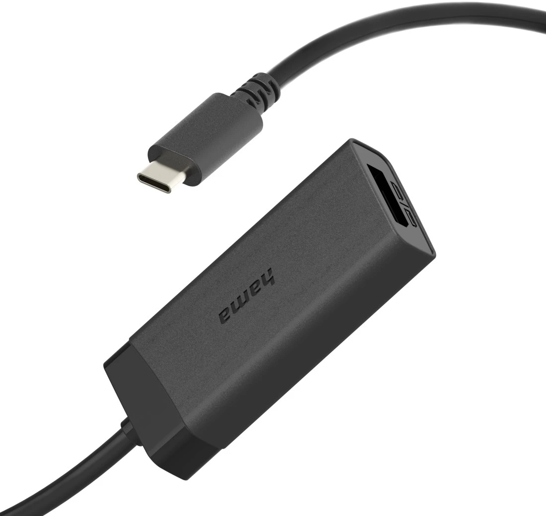 Ein schwarzes USB-C-Kabel mit einem Adapter, der mit "hama" beschriftet ist.