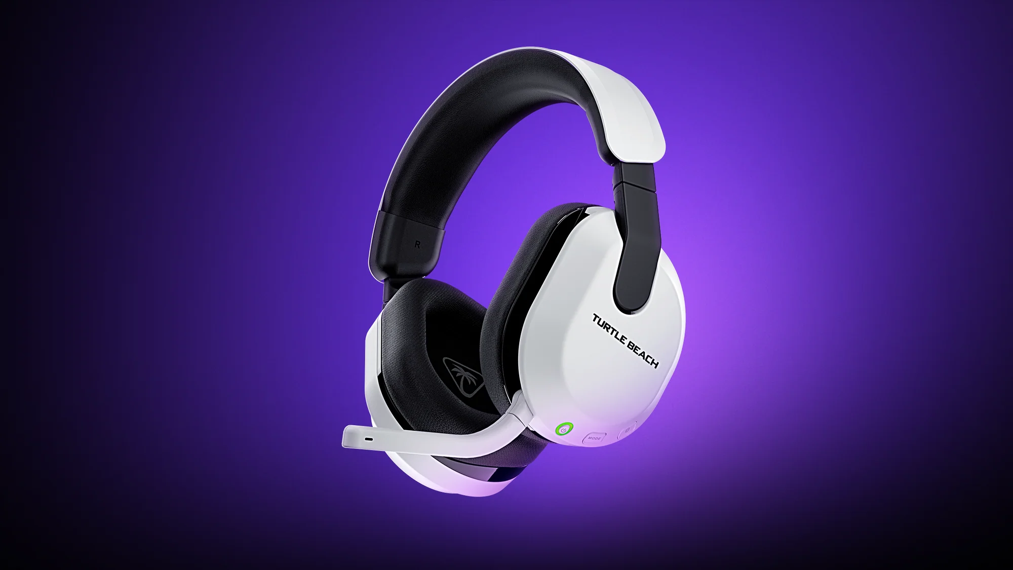 Auriculares gaming blancos con diadema negra, micrófono, sobre fondo morado.