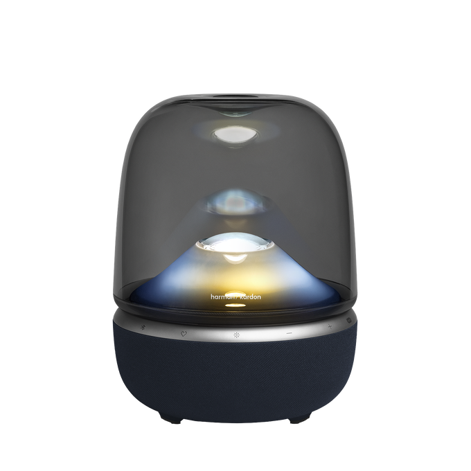 Un altavoz Harman Kardon con cúpula de cristal e iluminación.