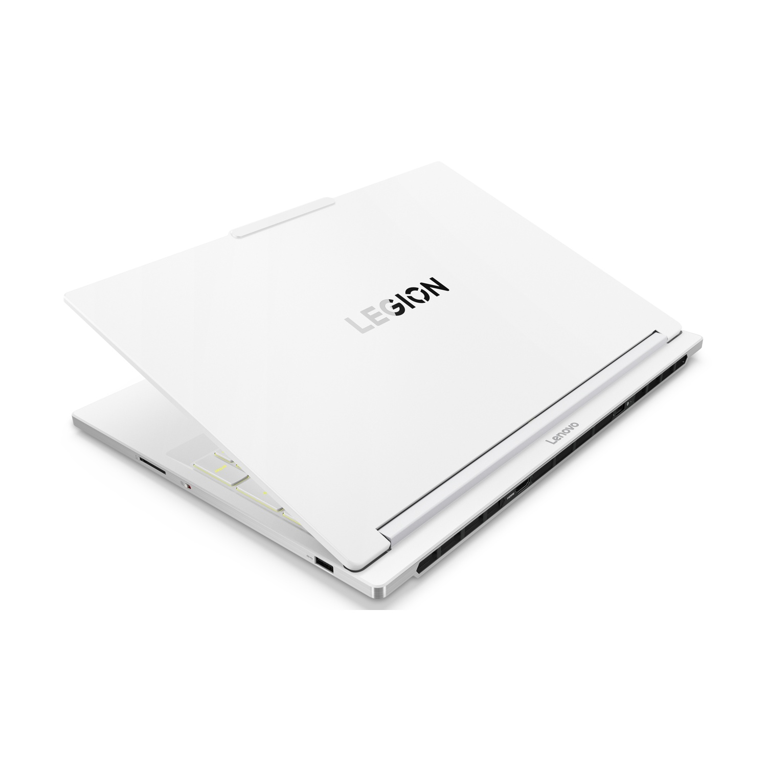 Laptop bianco Lenovo Legion, coperchio aperto, tastiera retroilluminata e porte visibili.