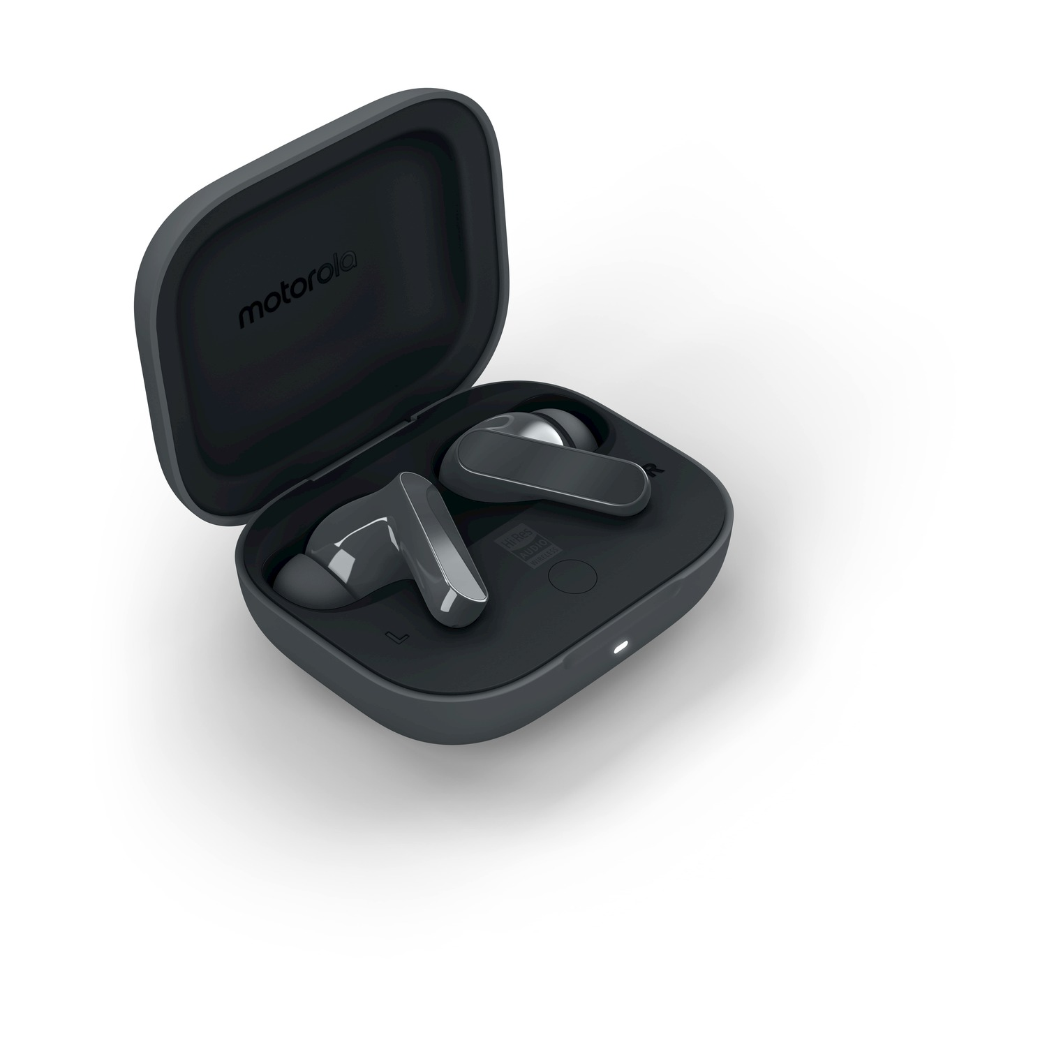 Auricolari wireless in una custodia di ricarica grigia aperta con logo Motorola.