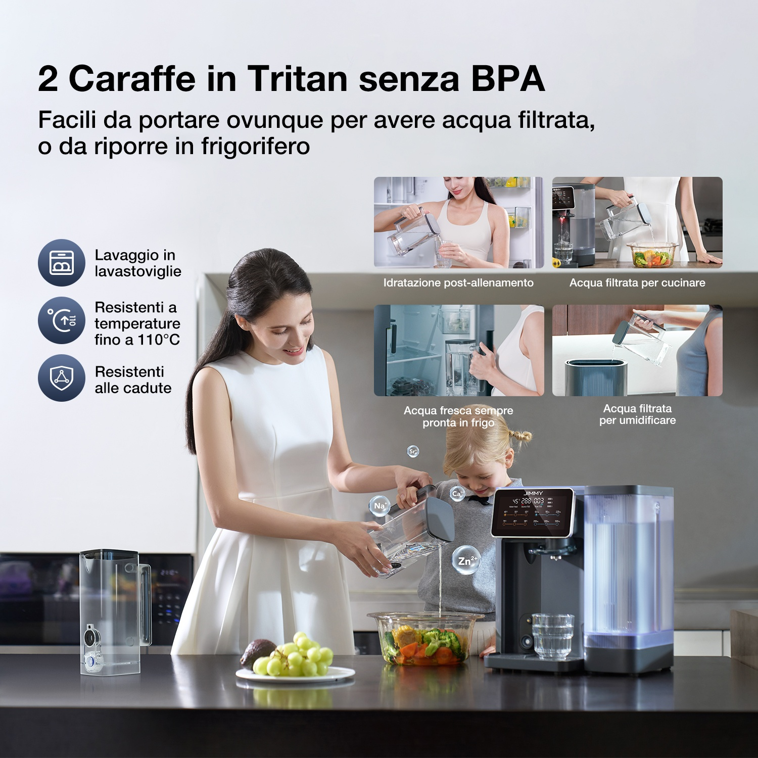 Donna versa acqua filtrata da una caraffa in una ciotola di verdure.