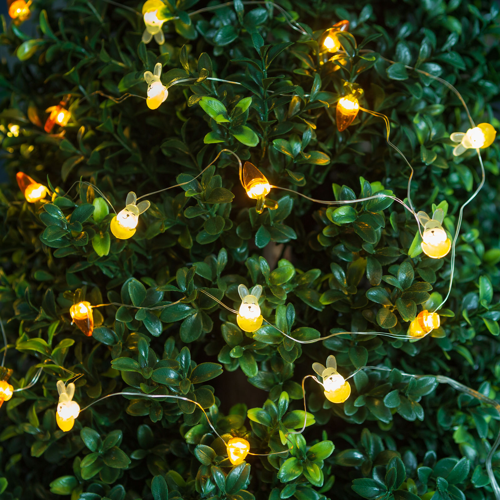 FAMILY DECOR LED fényfüzér, nyuszi és répa, 2 m, 20 (58923B)