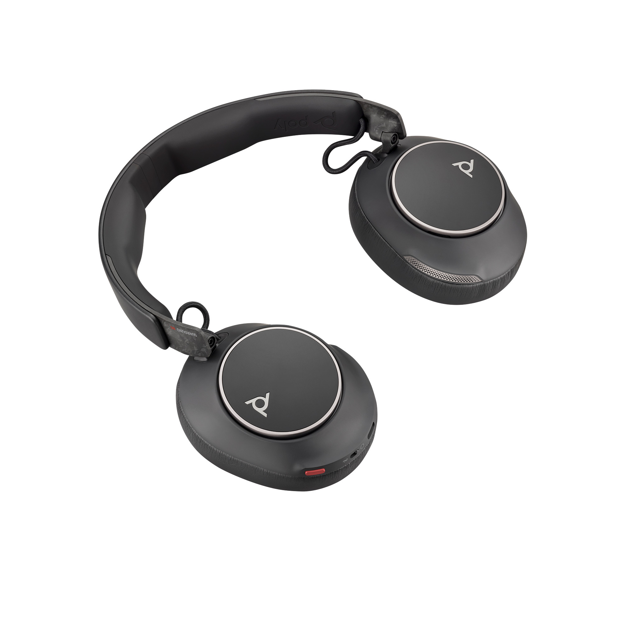 Schwarze Over-Ear-Kopfhörer mit silbernen Akzenten und Poly-Logo auf jeder Ohrmuschel.
