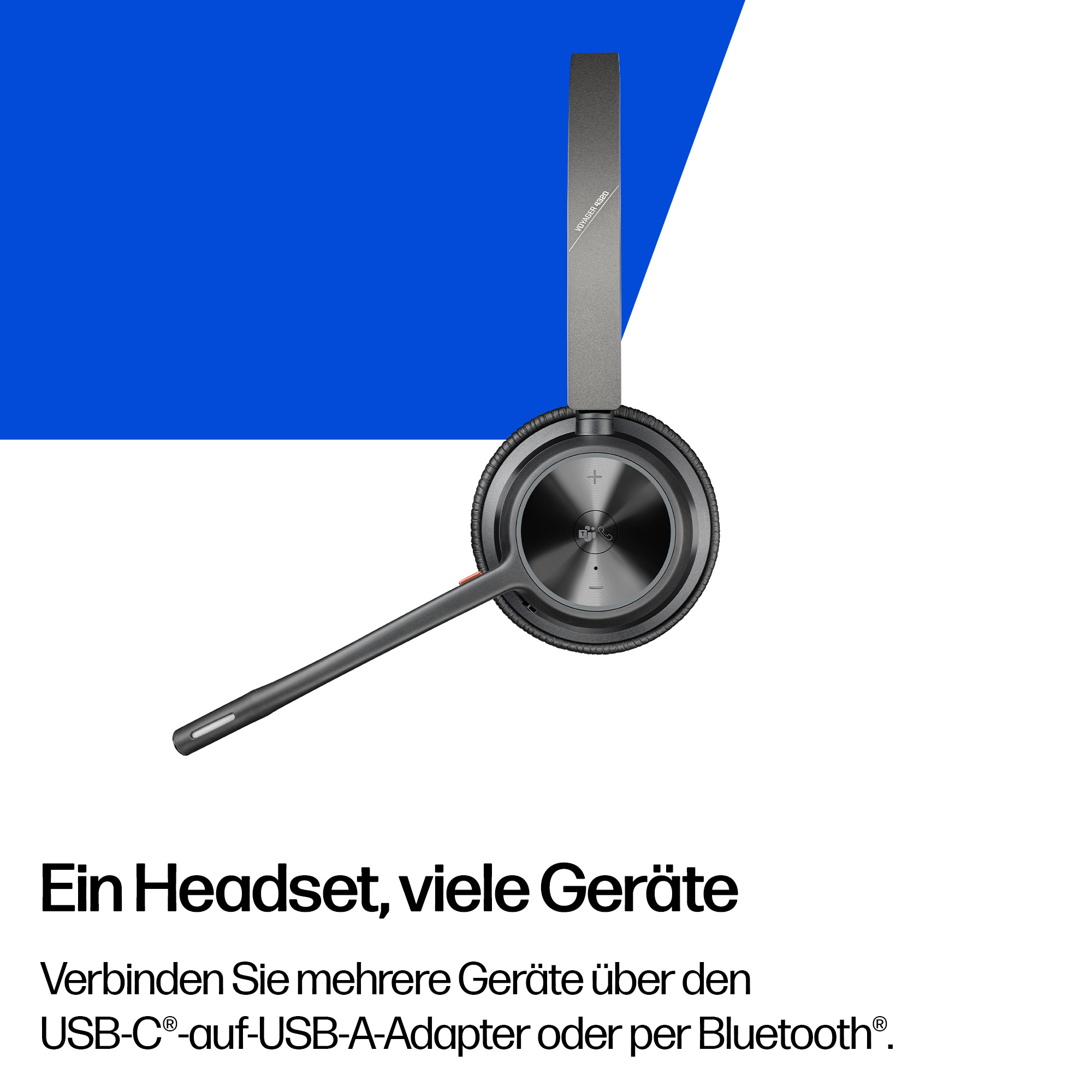 Ein graues Headset mit Mikrofon, das mit einem blauen und weißen Hintergrund.