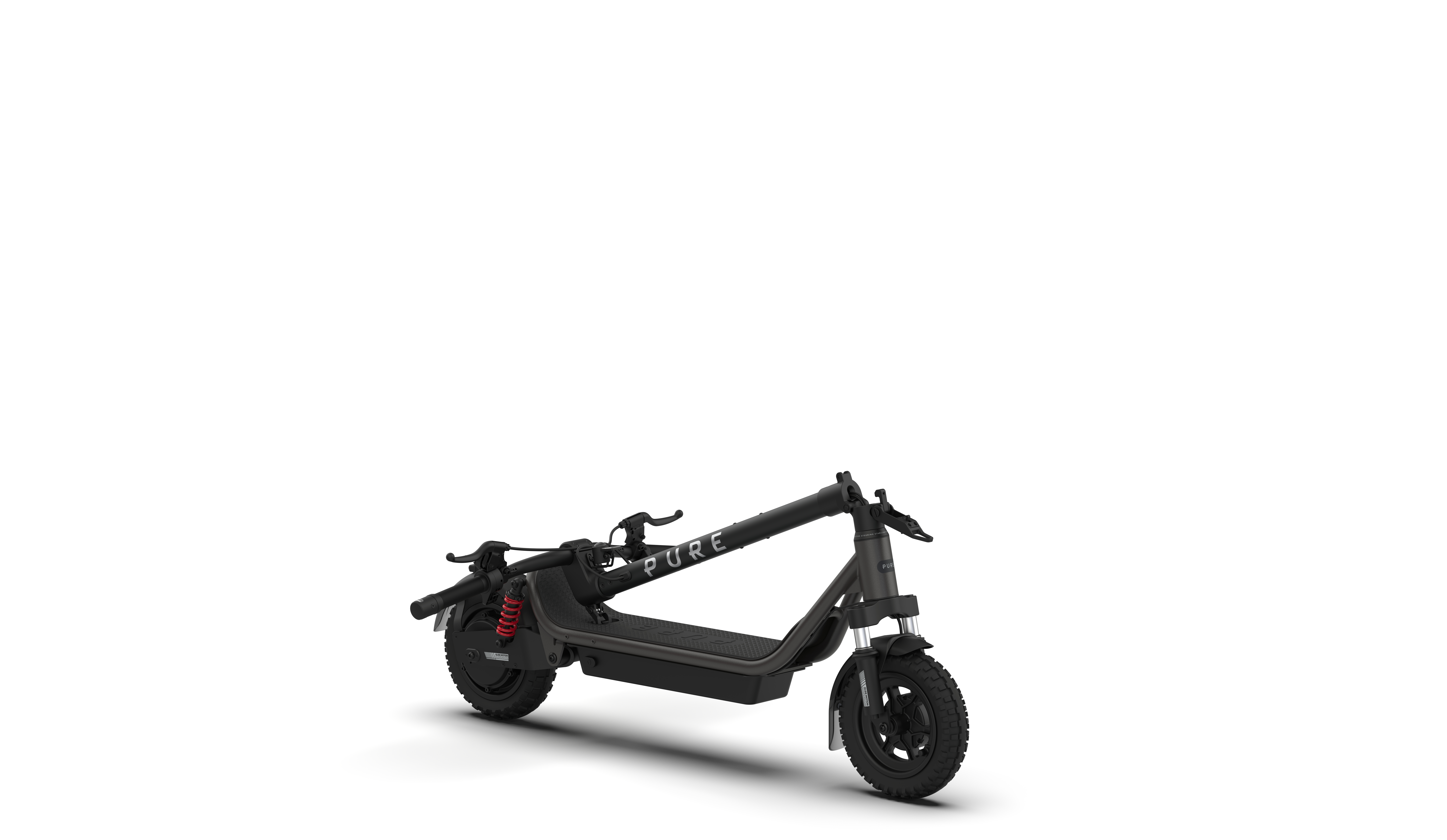 Ein dunkler E-Scooter mit roten Federn, auf weißem Hintergrund.