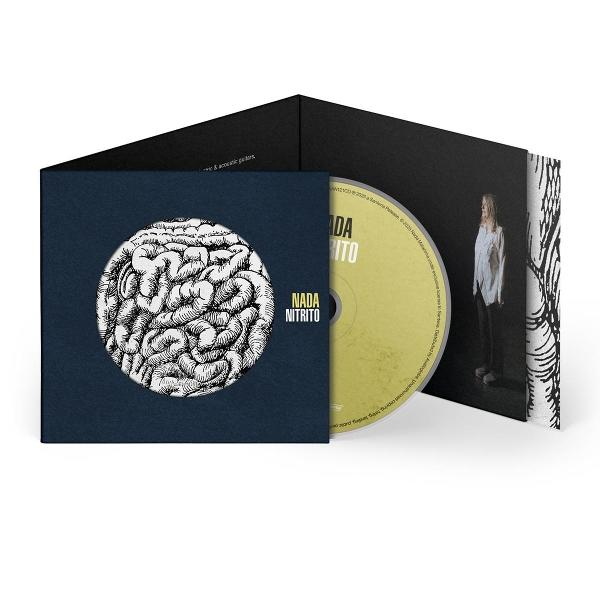 Ein offenes CD-Case mit einer Gehirn-Illustration und einer CD.