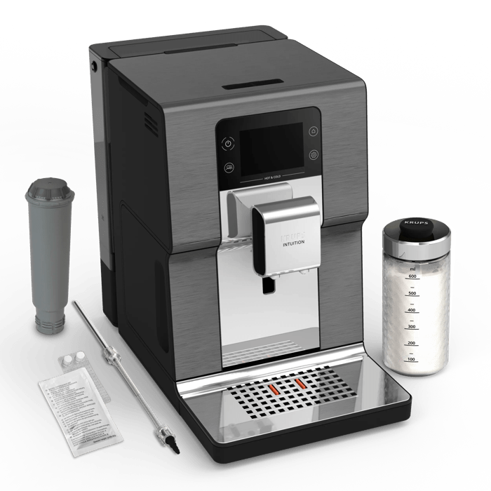Kaffeemaschine mit Zubehör: Wassertank, Reinigungswerkzeug und Behälter.