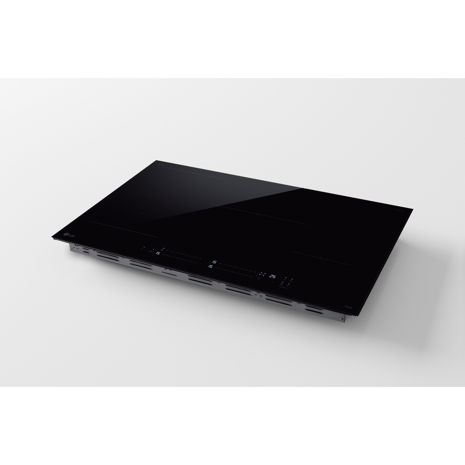 Piano cottura a induzione nero con controlli digitali e logo LG.