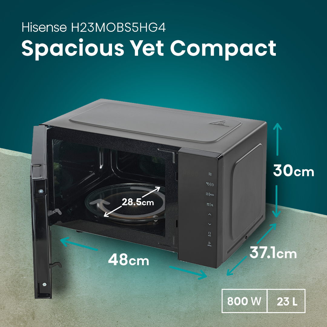 Schwarze Hisense Mikrowelle mit offener Tür, Maße 48x37.1x30cm, 800W, 23L.