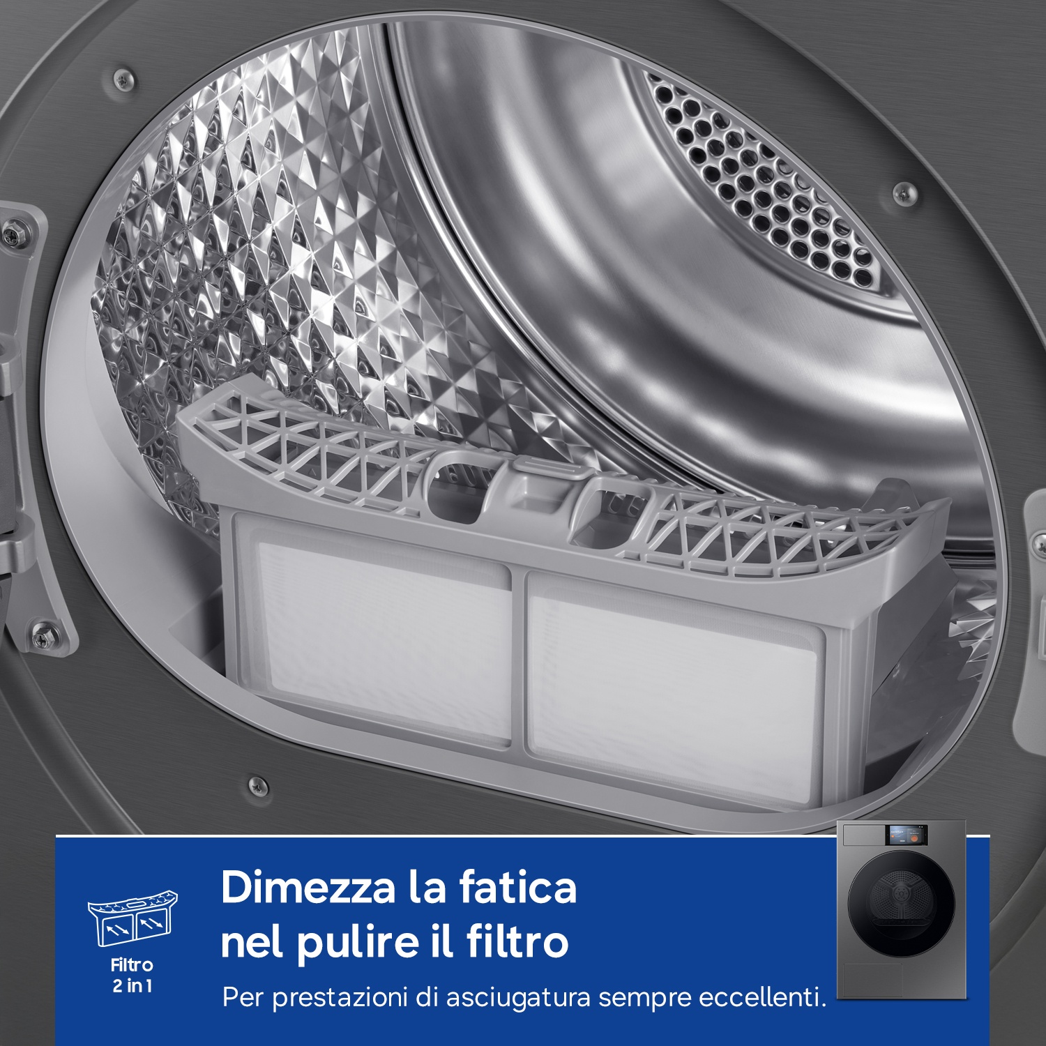 Un filtro estraibile all'interno di un'asciugatrice, pronto per la pulizia.