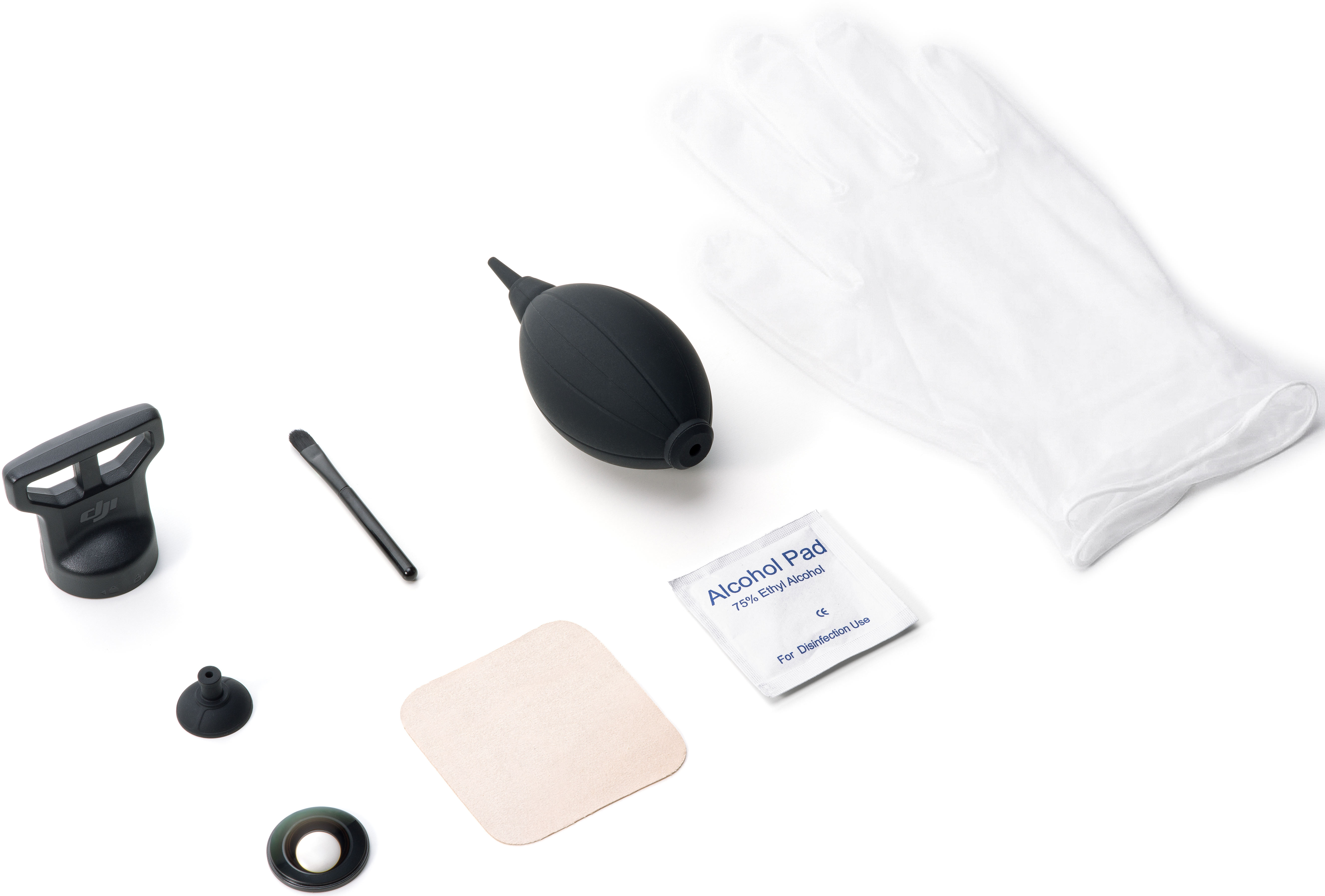 Kit di pulizia con guanto, soffiatore, pennello, panno, salviettina.
