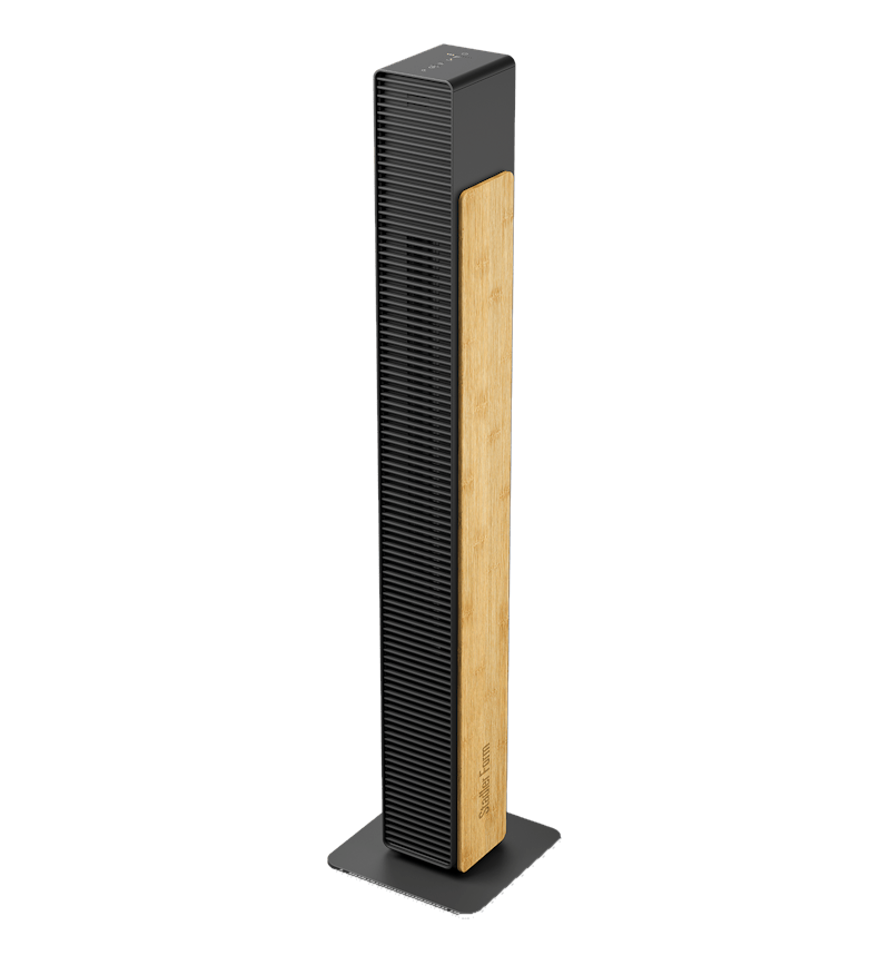 Ein schlanker, schwarzer Turmventilator mit Holzverkleidung auf einem quadratischen Sockel.