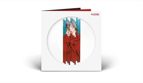 Ein weißes Albumcover mit einem kreisförmigen Ausschnitt, das ein Porträt eines Menschen in rotem Kleid zeigt.