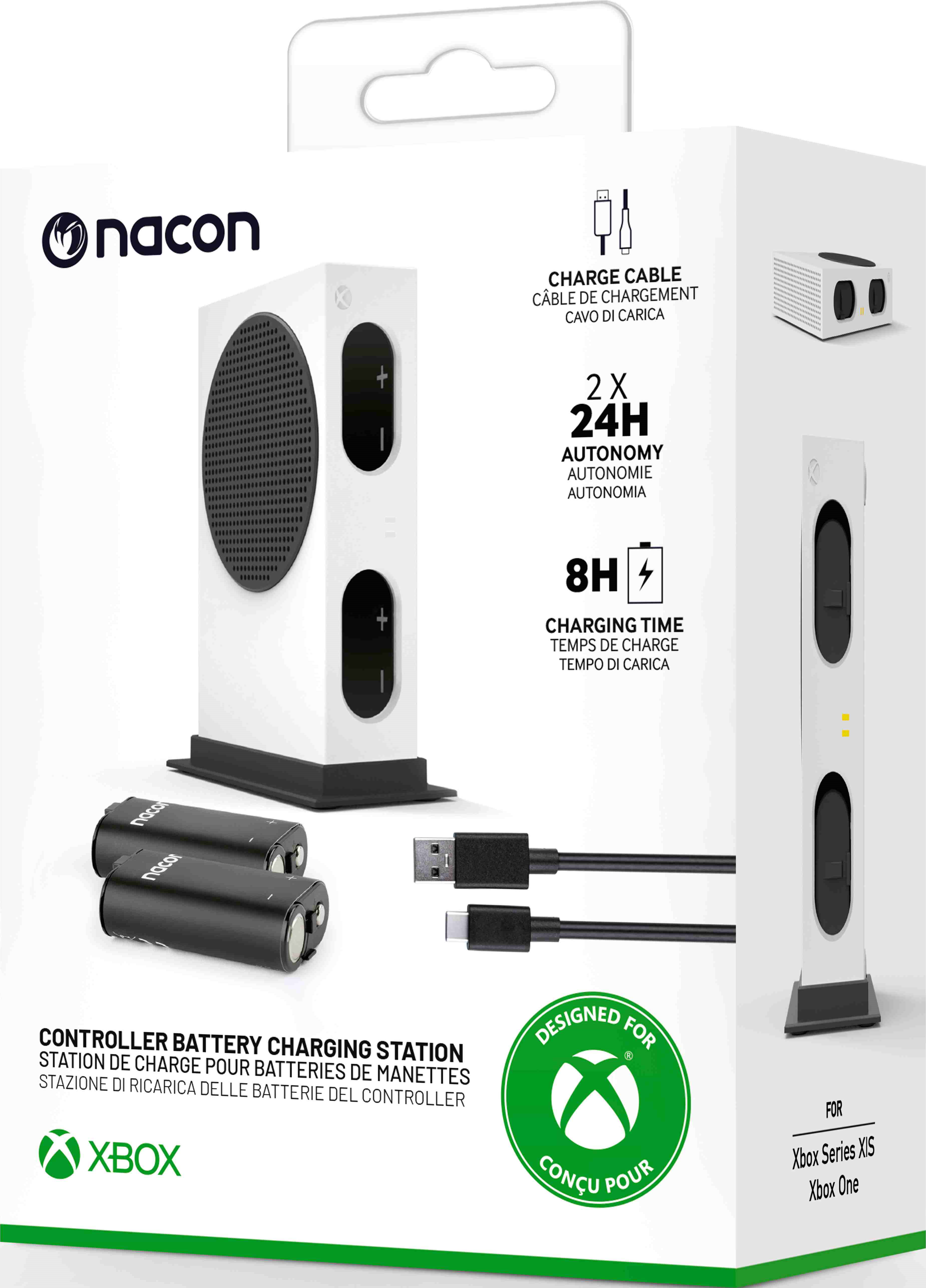 Nacon Xbox Controller Ladestation mit zwei schwarzen Akkus und Ladekabel.