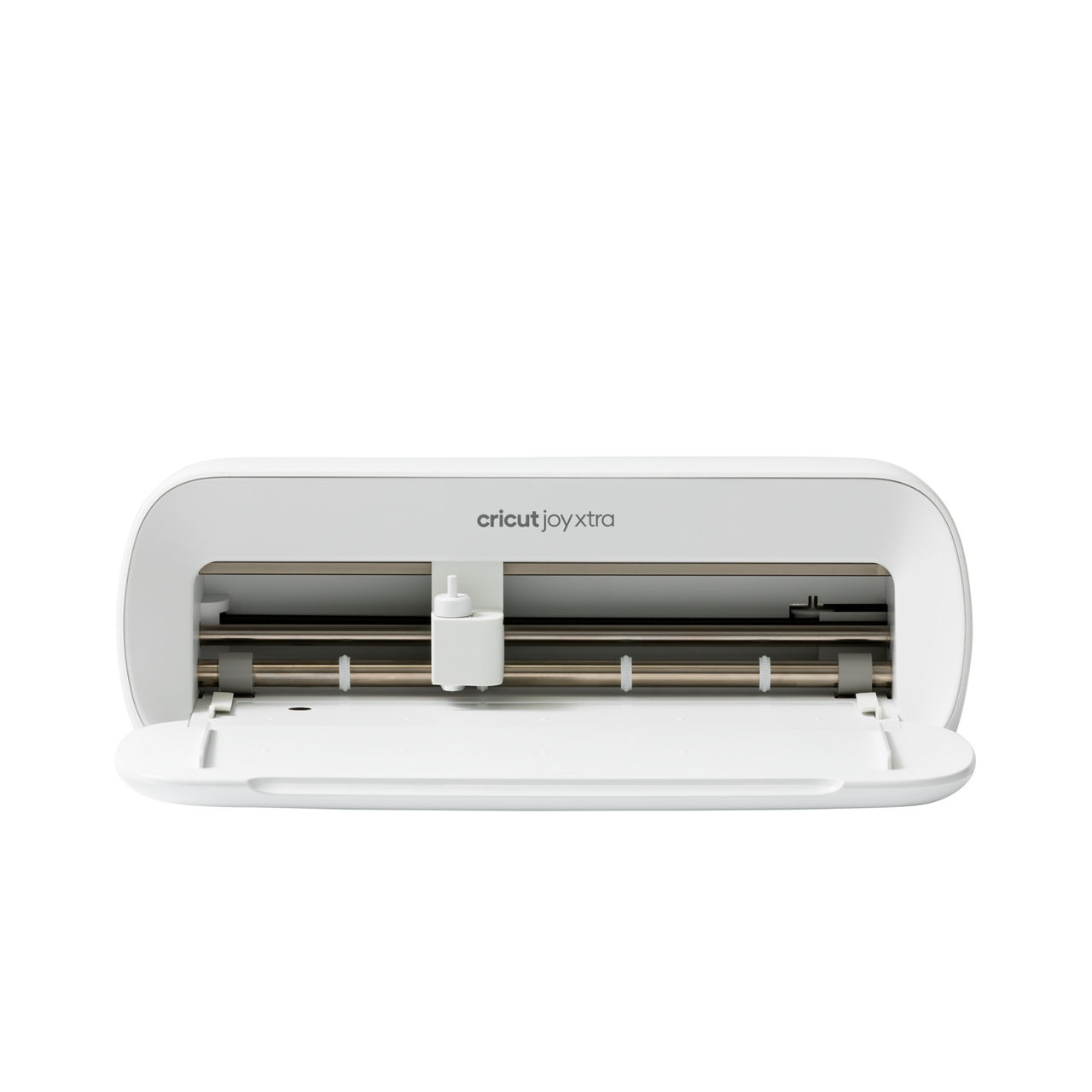Una máquina de corte Cricut Joy Xtra blanca con la tapa abierta.