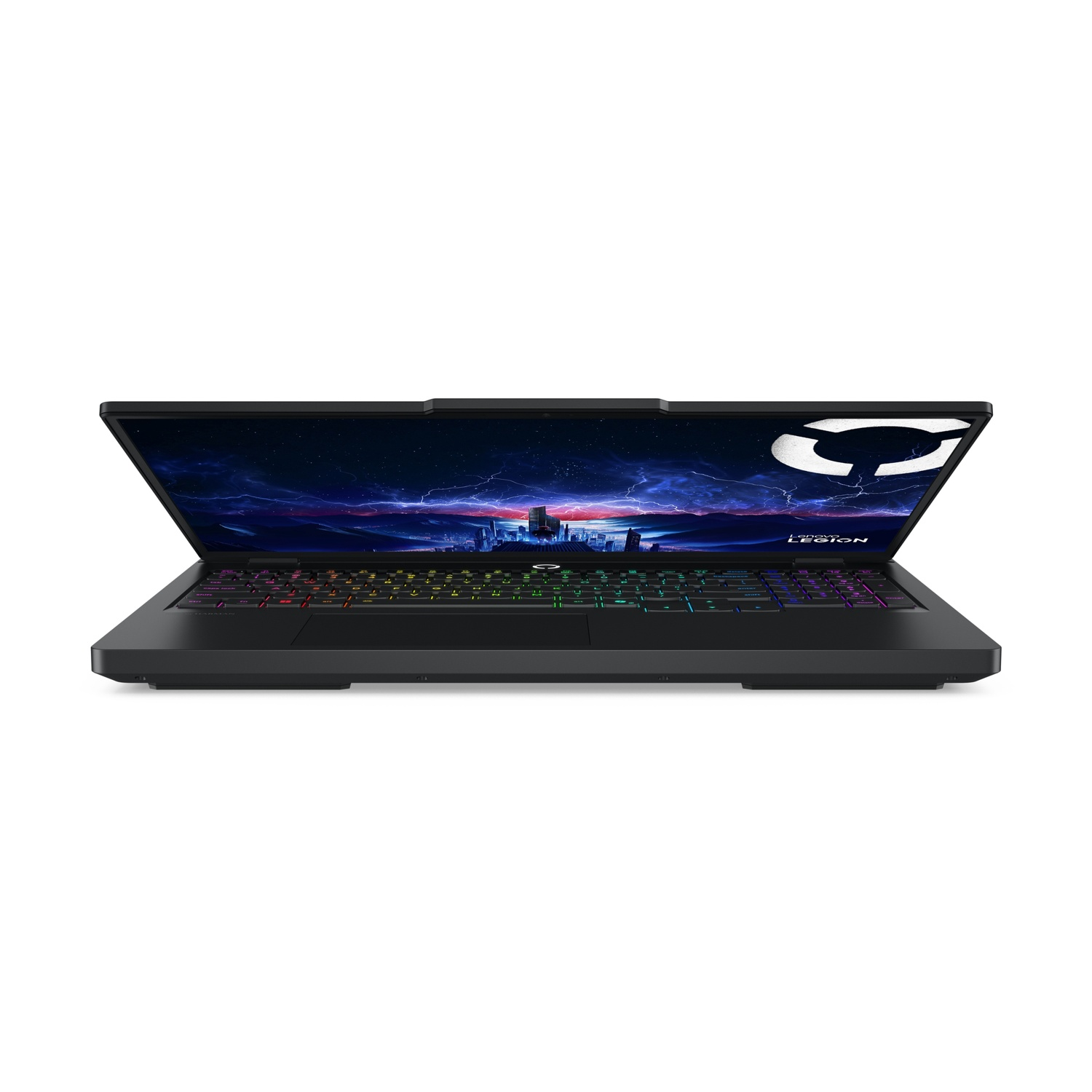 Laptop nero con tastiera retroilluminata e scena urbana futuristica sullo schermo.