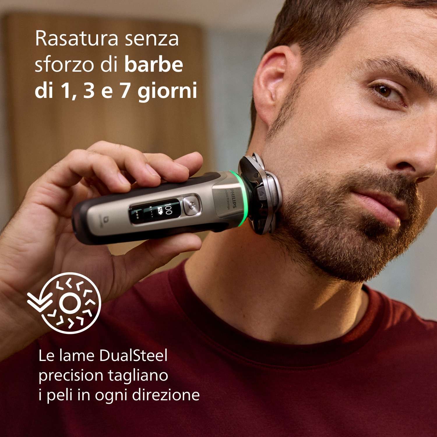 Uomo si rade con rasoio Philips con lame di precisione DualSteel per ogni lunghezza di barba.