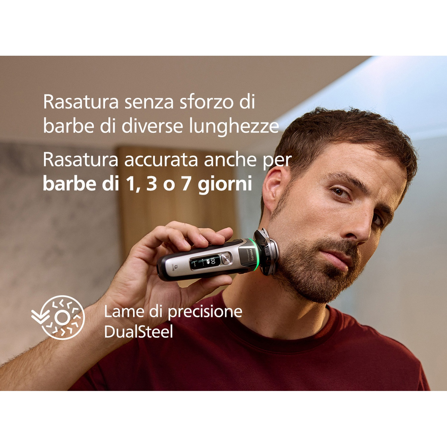 Uomo si rade con rasoio Philips, adatto a barbe di 1, 3, 7 giorni. Lame precise.