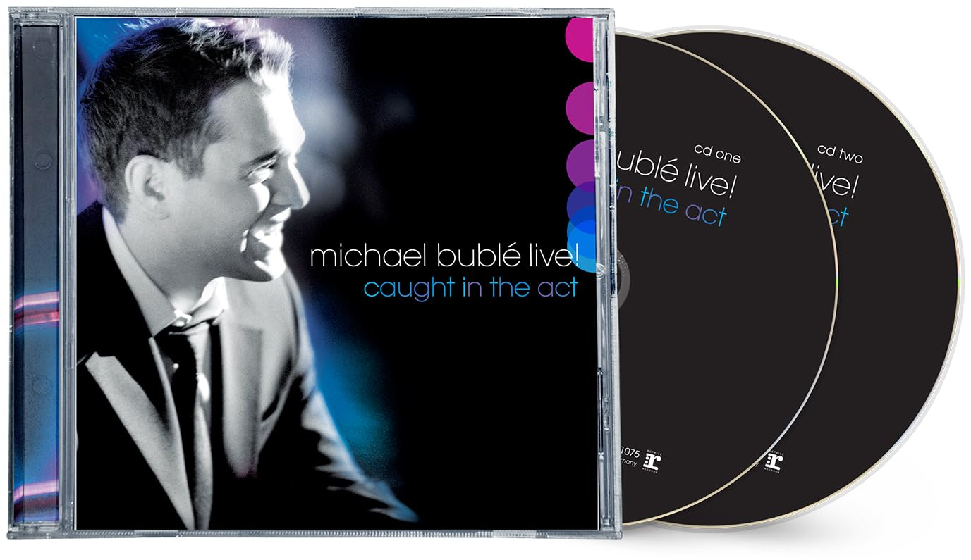 Michael Bublé Live: Caught in the Act CD borító két lemezzel.