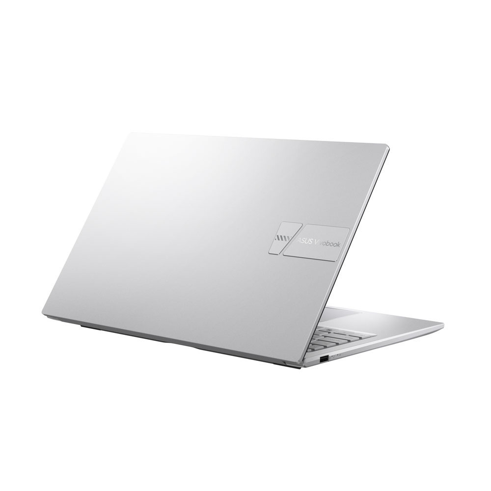 Beyaz arka plana karşı yandan gösterilen gümüş rengi ASUS Vivobook dizüstü bilgisayar.