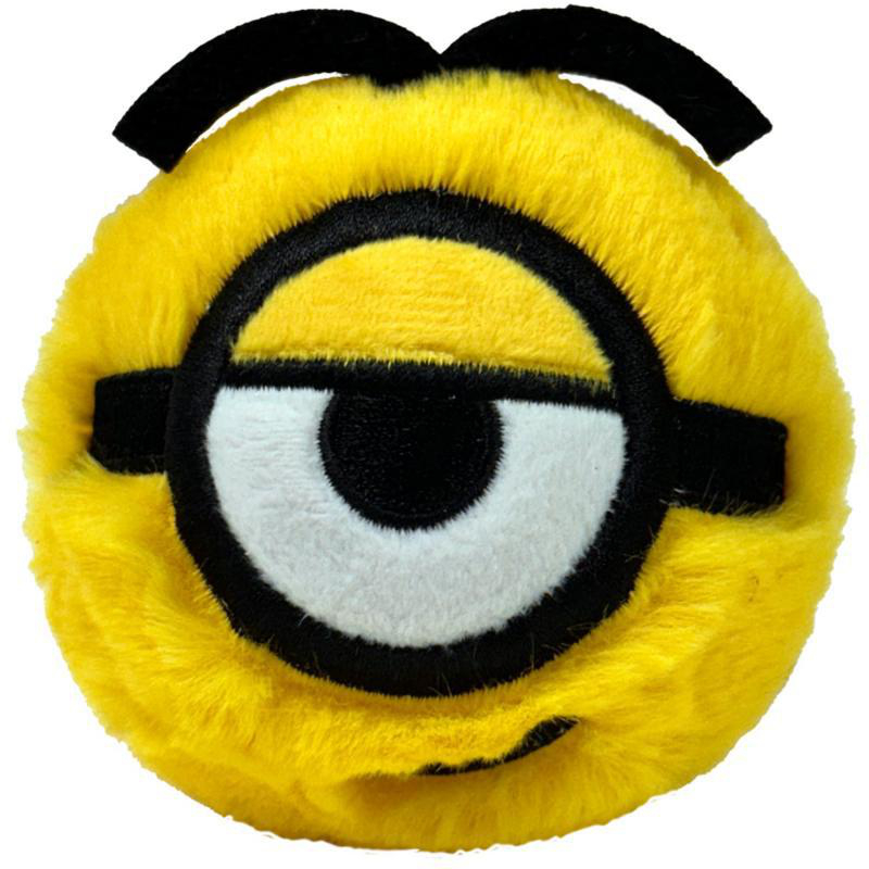 Ein gelber Plüsch-Minion mit einem Auge und schwarzen Haaren.