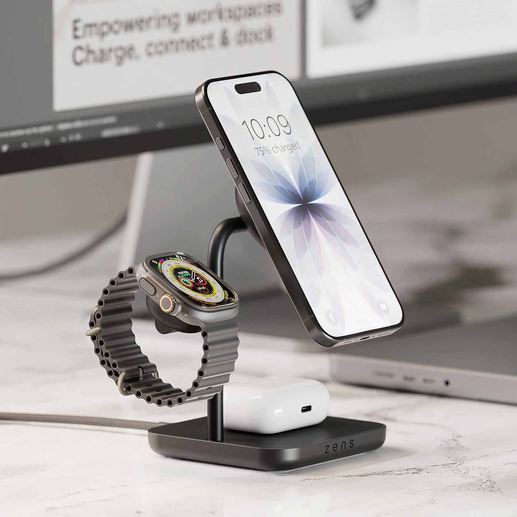 Ein Smartphone, eine Smartwatch und Ohrhörer auf einer Ladestation.