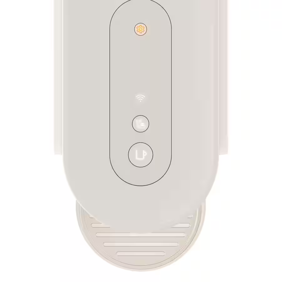 Fehér kávéfőző gombokkal és fényekkel beállításokhoz, WiFi-hez és csészéhez.