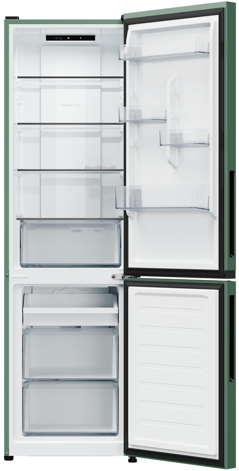 Ein offener, grüner Kühlschrank mit Glasablagen und Schubladen.
