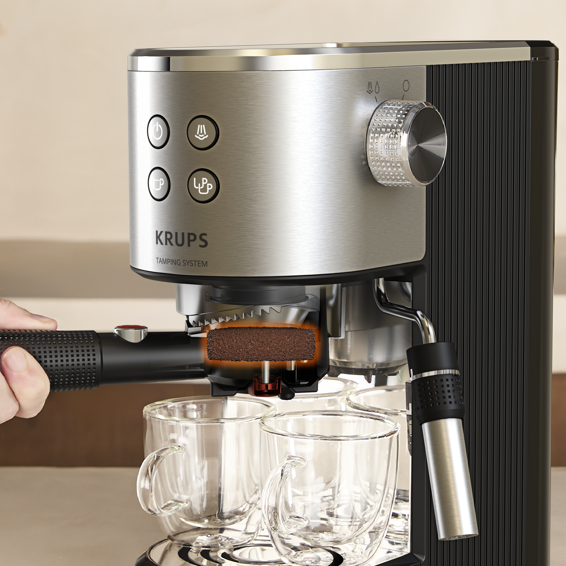Cafetera Krups con SISTEMA DE COMPACTACIÓN, portafiltro y dos vasos.