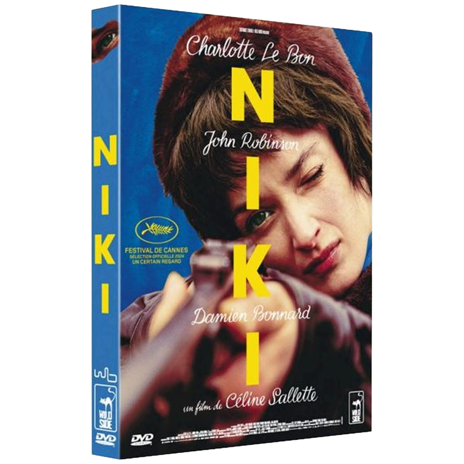 Dvd-hoes met vrouw in bontmuts die pistool vasthoudt. Titel: NIKI.