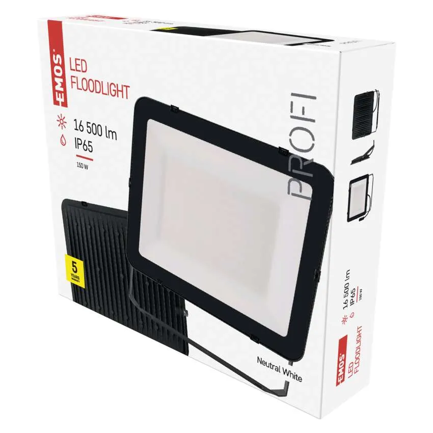 Fekete LED-es reflektor csomagolása, 16 500 lm, IP65.