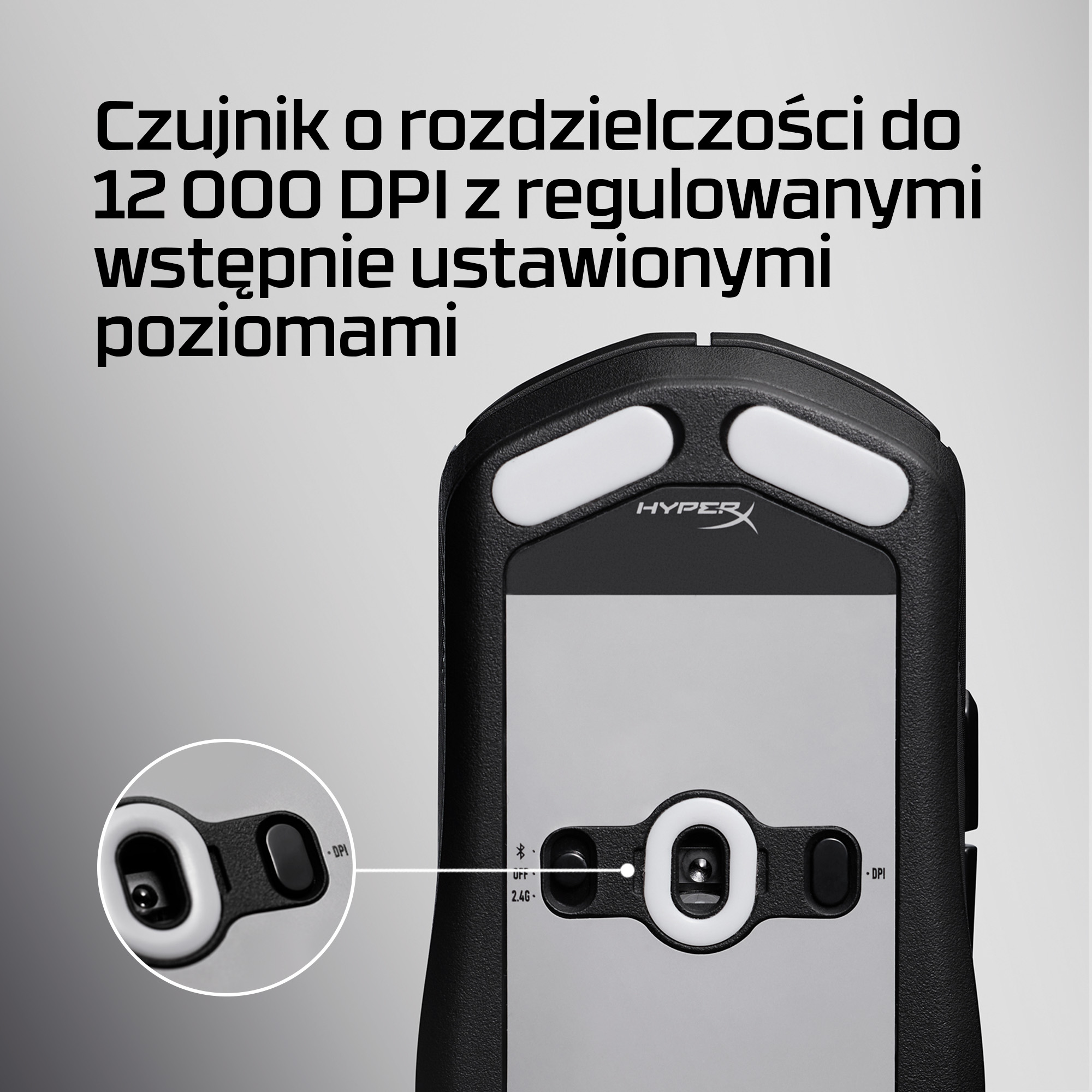 Zbliżenie czarnej myszy gamingowej z logo HyperX i regulatorem DPI.