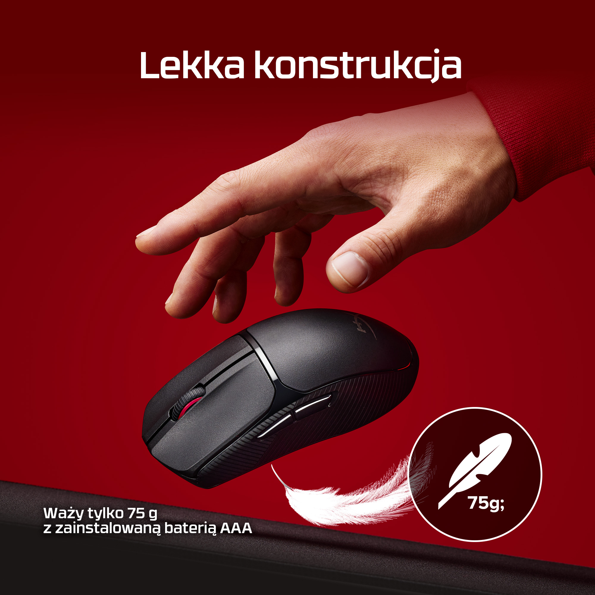 Dłoń nad lekką czarną myszą z czerwonym kółkiem, 75g.