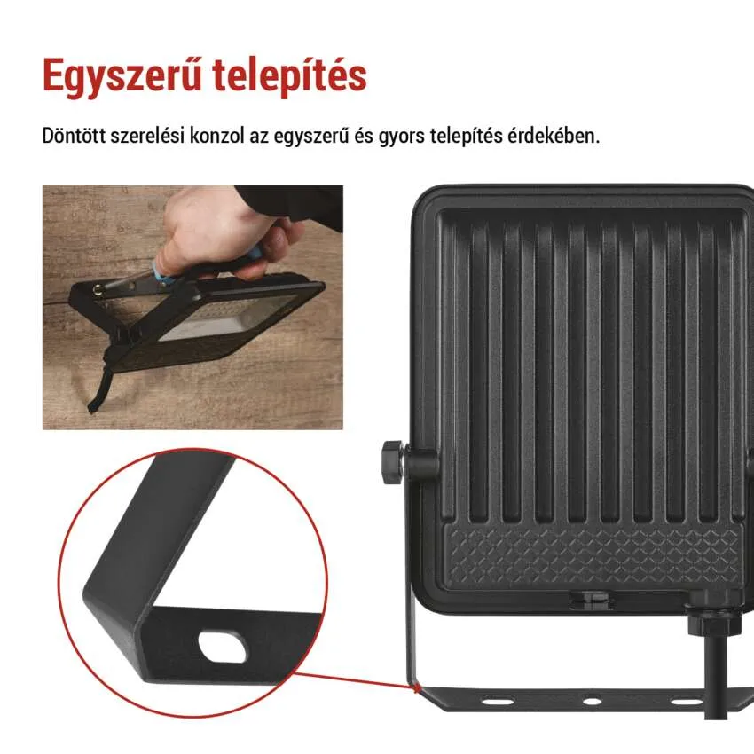 Fekete LED-es reflektor közelképe tartókonzollal és tartó kézzel.