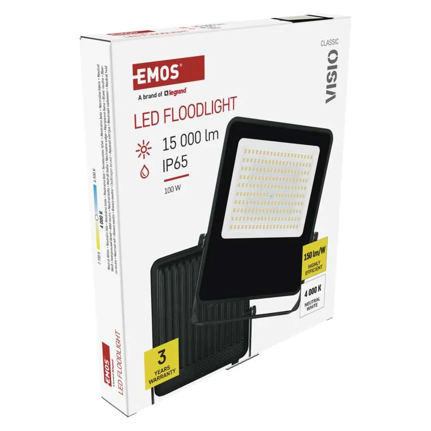 Egy fekete, 15 000 lm-es és 100 W-os LED-es reflektor csomagolása.
