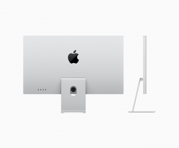 Apple logosuna sahip gümüş rengi iMac bilgisayarın arka ve yan görünümü.