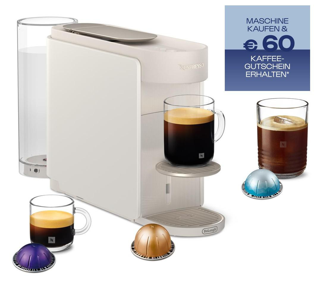 Weiße Nespresso-Maschine mit Kaffee, Gläsern und Kapseln. €60 Gutschein.