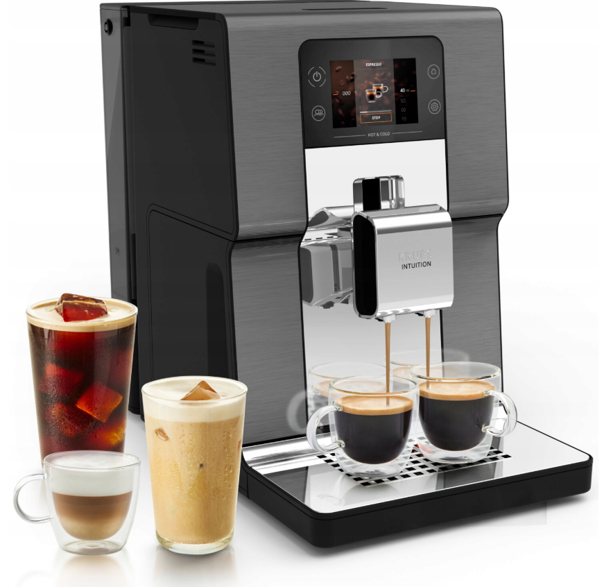Kahve makinesi iki fincana espresso yapıyor, yanında başka kahve içecekleri var.
