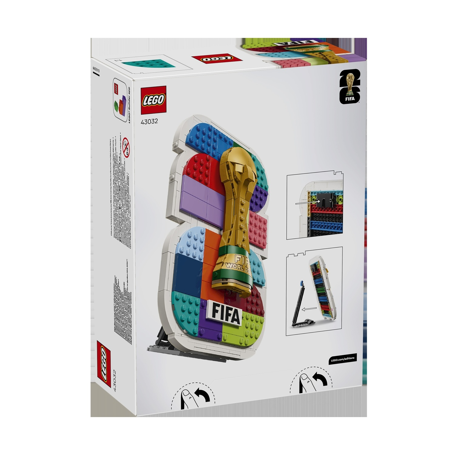 Confezione LEGO con trofeo FIFA costruito con mattoncini colorati.