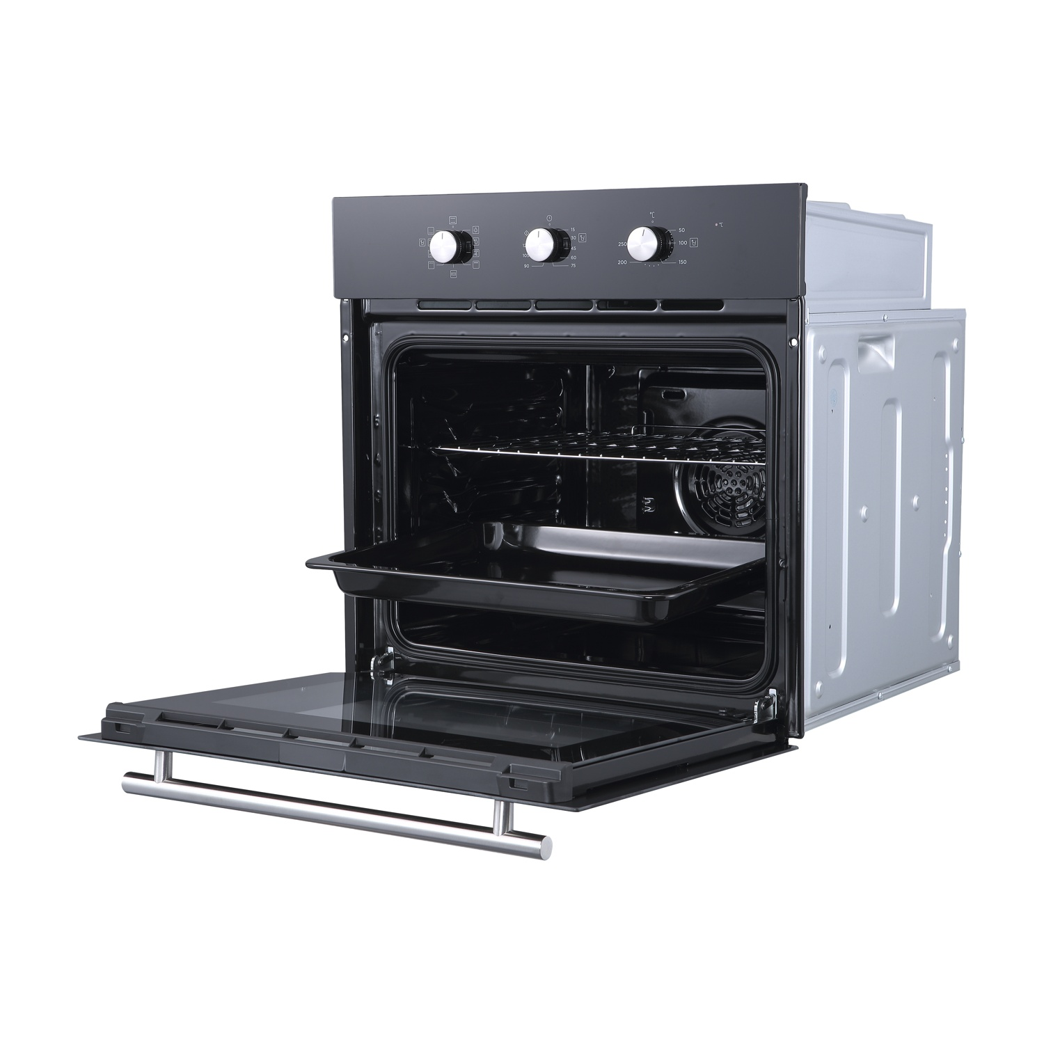 Un forno da incasso moderno con porta aperta e vassoio estratto.