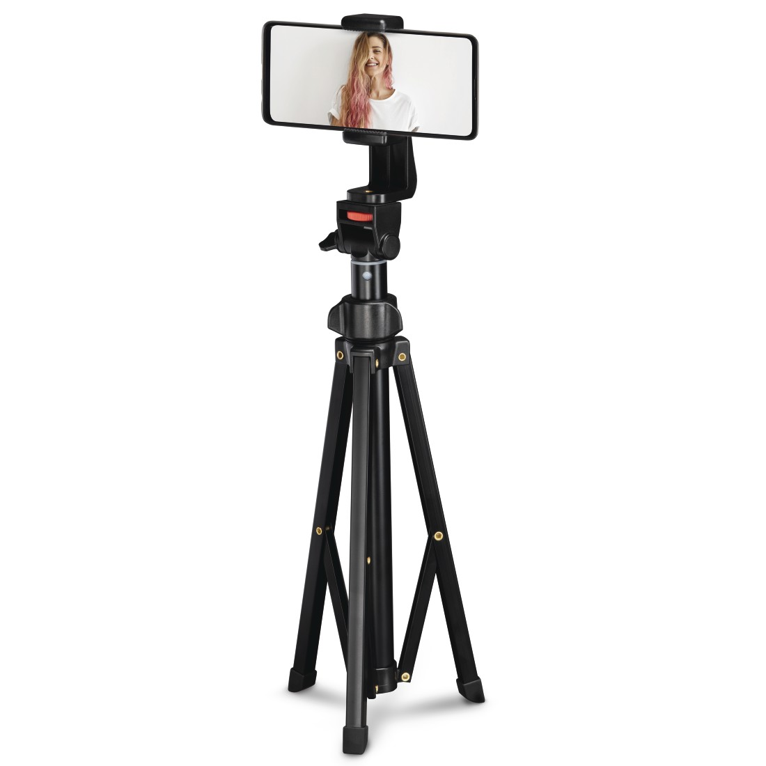 Siyah bir tripod, pembe saçlı gülümseyen bir kadını gösteren bir akıllı telefon tutuyor.