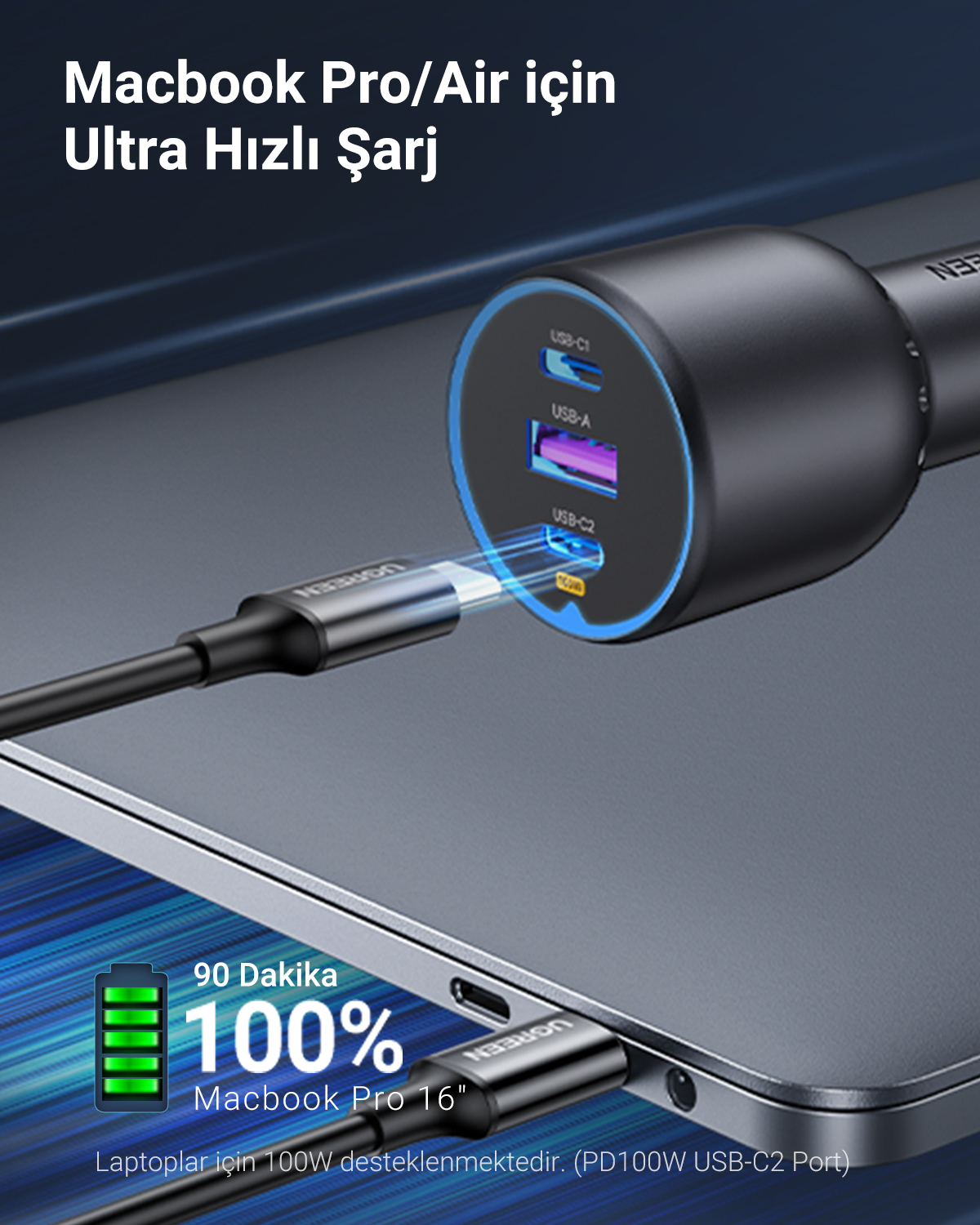 Üç portlu siyah şarj cihazı gri MacBook Pro'yu şarj ediyor.