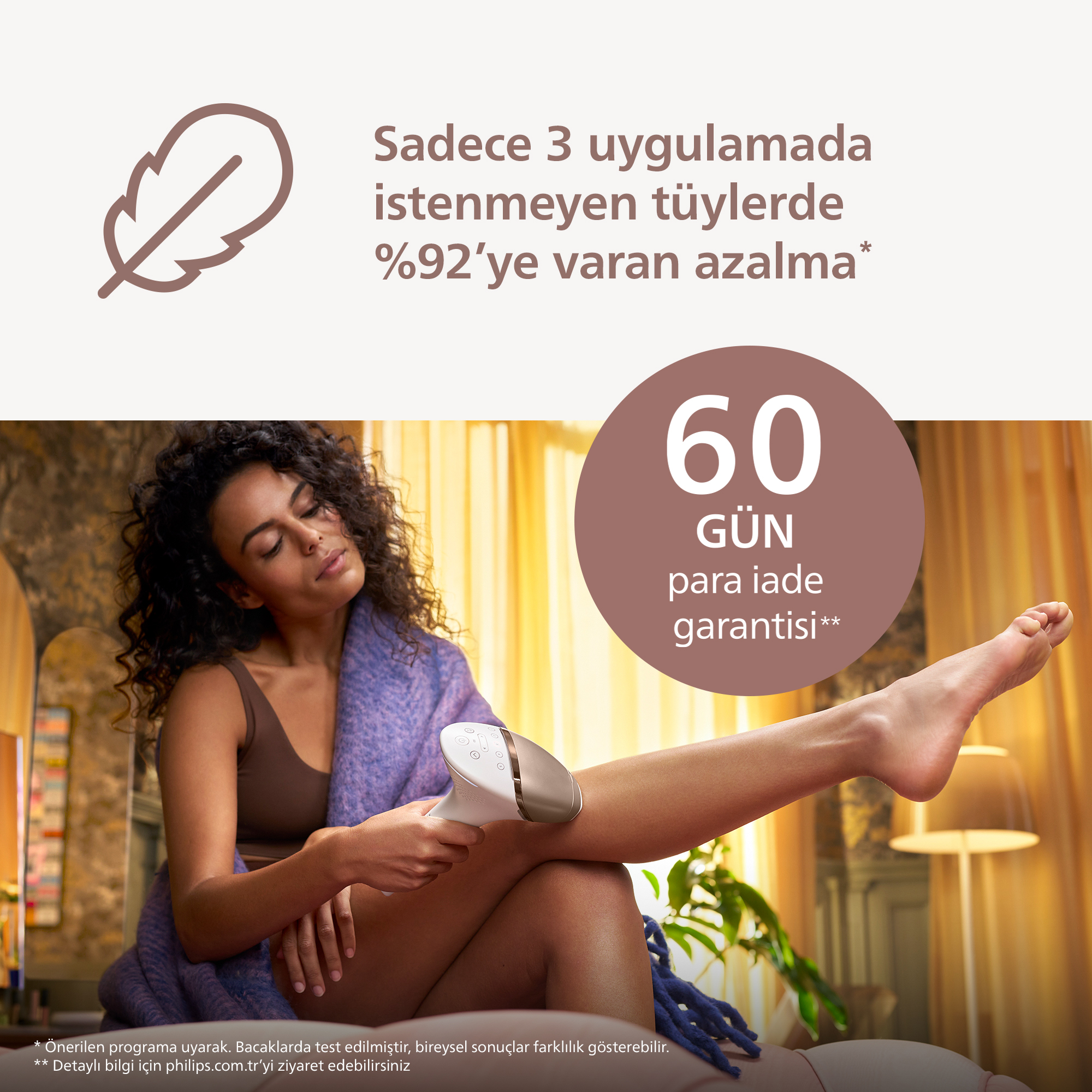 Kadın bacağına IPL cihazı kullanıyor, tüy azaltma ve garanti hakkında yazı var.