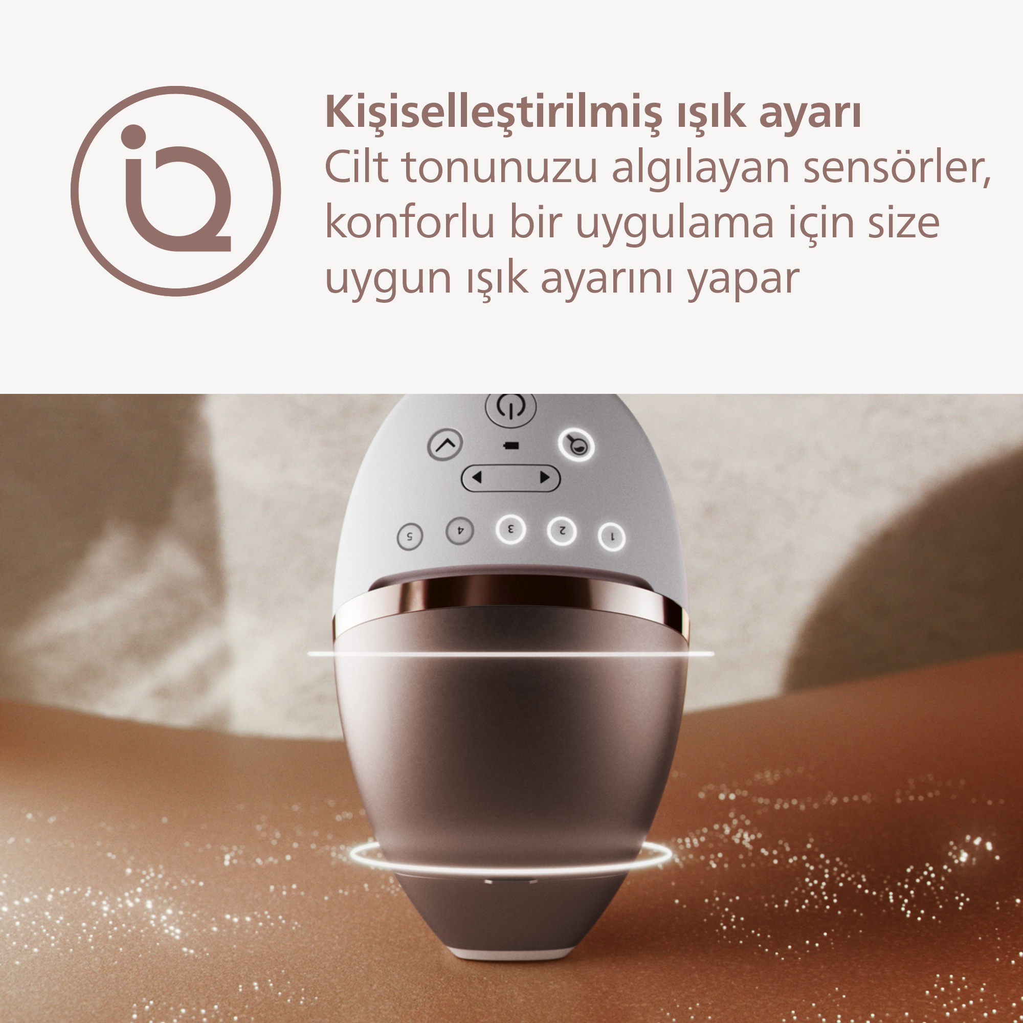 Ekranında ışıklar ve rakamlar bulunan bir cilt bakım cihazı.