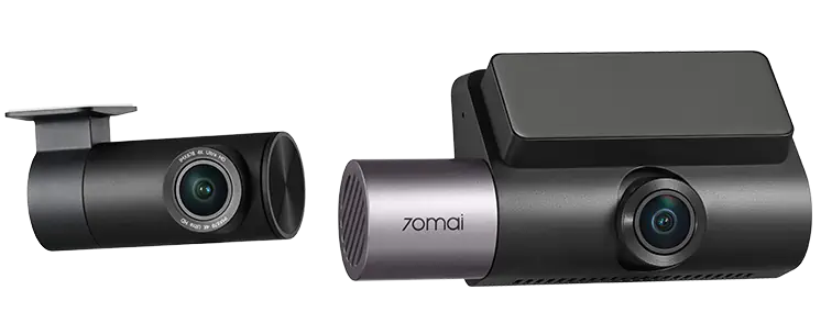 Dwa czarne wideorejestratory samochodowe obok siebie na czarnym tle.